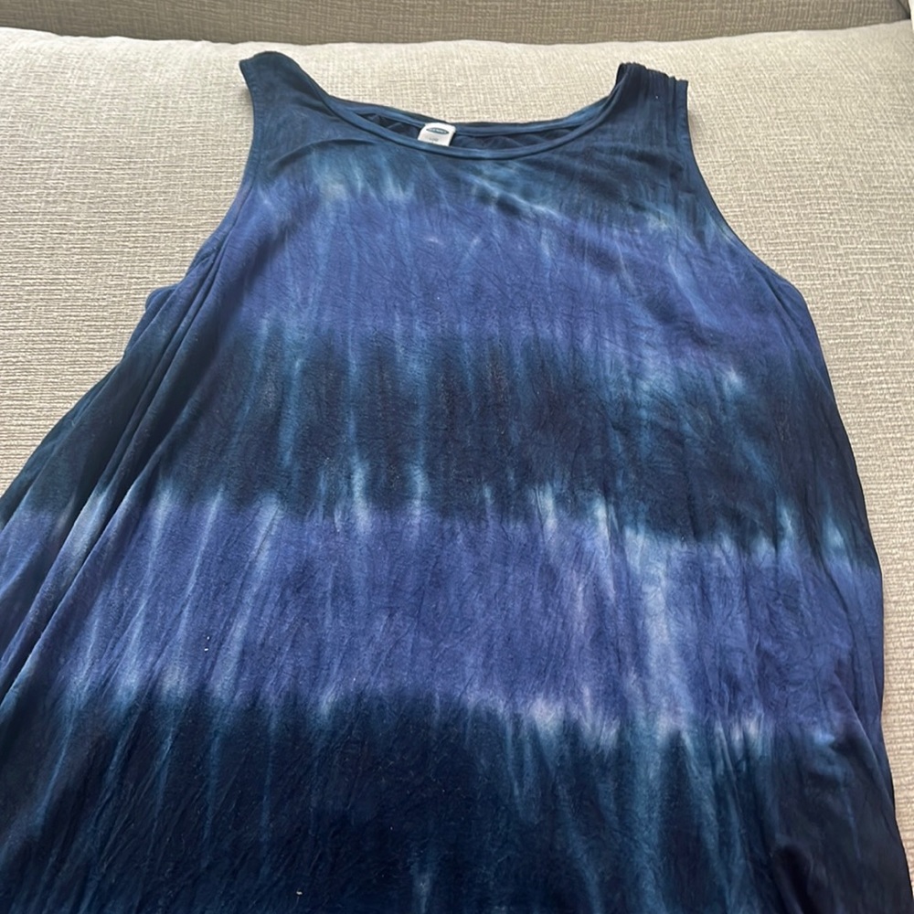 Blue tie dye tank top